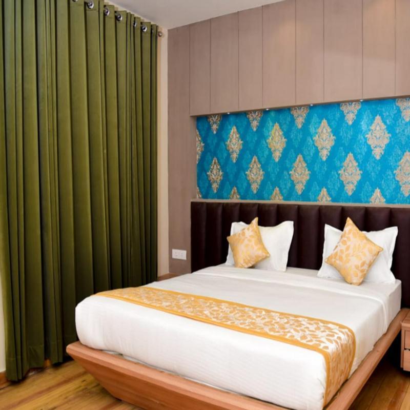 Hotel Olive Crown Lakhnaú Exteriér fotografie